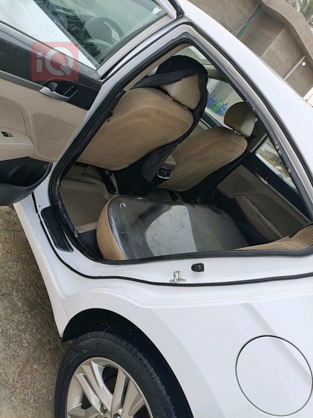 هيونداي النترا